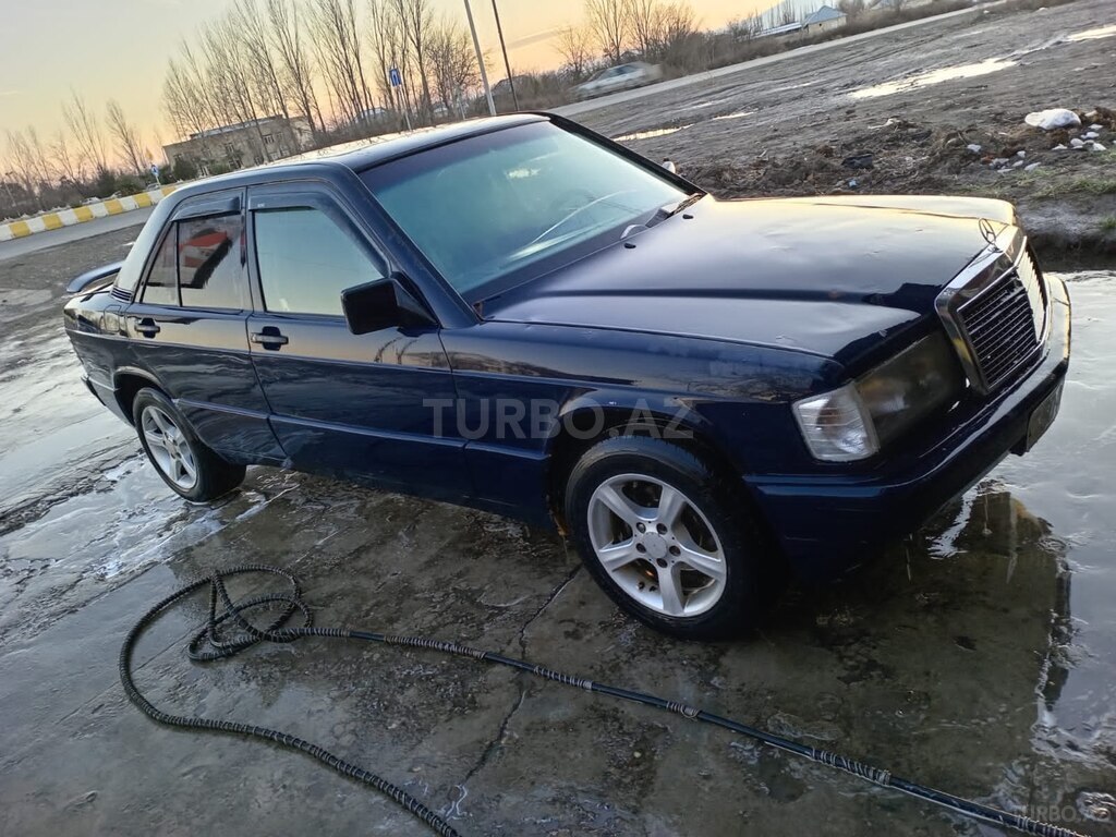 Купить Mercedes 190, 1.8 л, 1991 год, 100 000 км в Геокчай - цена 4 300 AZN  - Turbo.Az