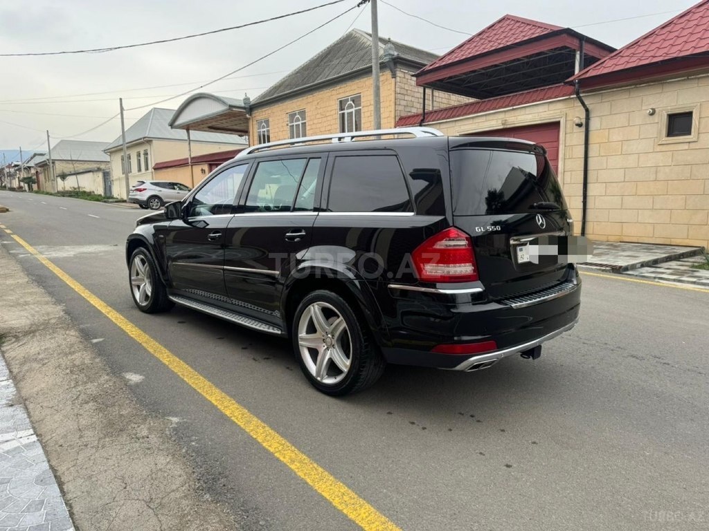 Mercedes GL 550