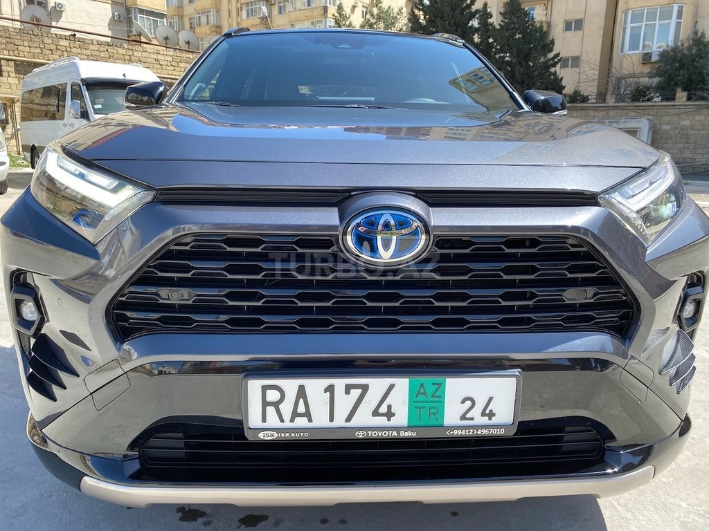 Купить Toyota RAV4, 2.5 л, 2022 год, 37 500 км в Баку - цена 38 700 USD -  Turbo.Az