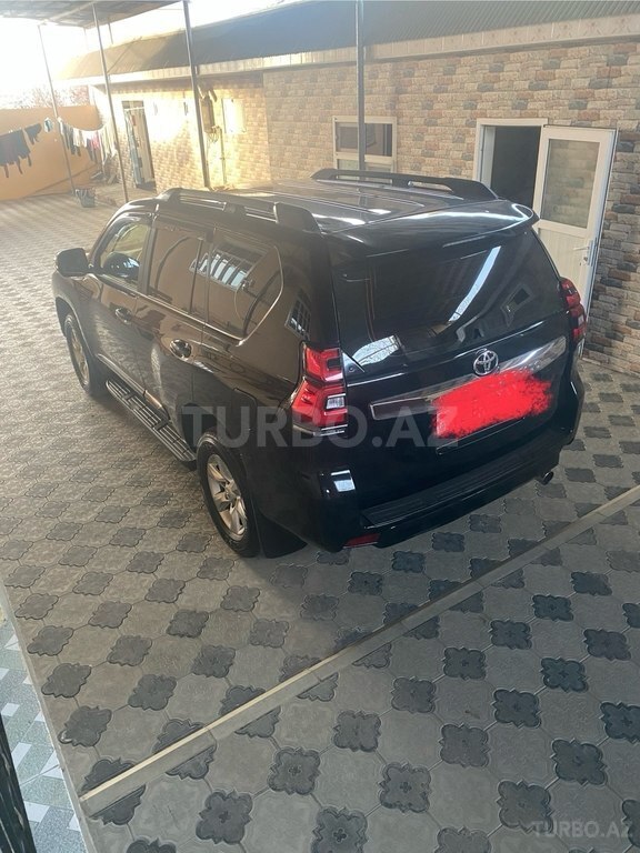 Toyota Land Cruiser Prado