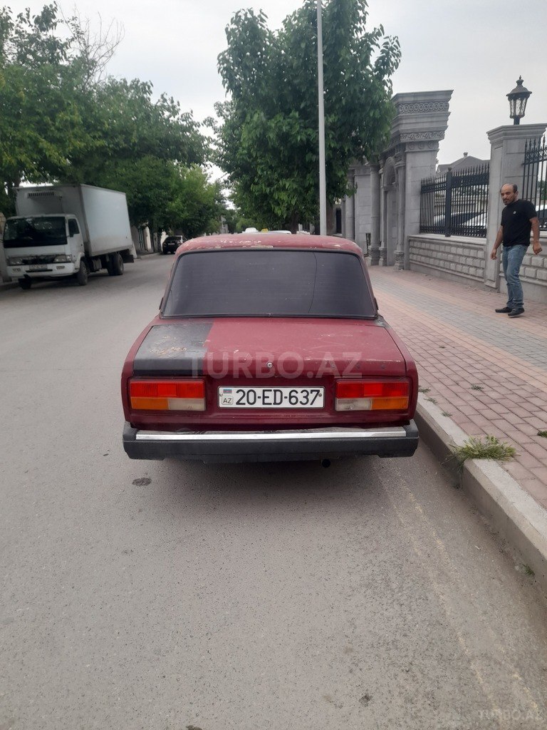 Купить LADA (VAZ) 2107, 1.6 л, 1986 год, 100 000 км в Гянджа - цена 2 300  AZN - Turbo.Az