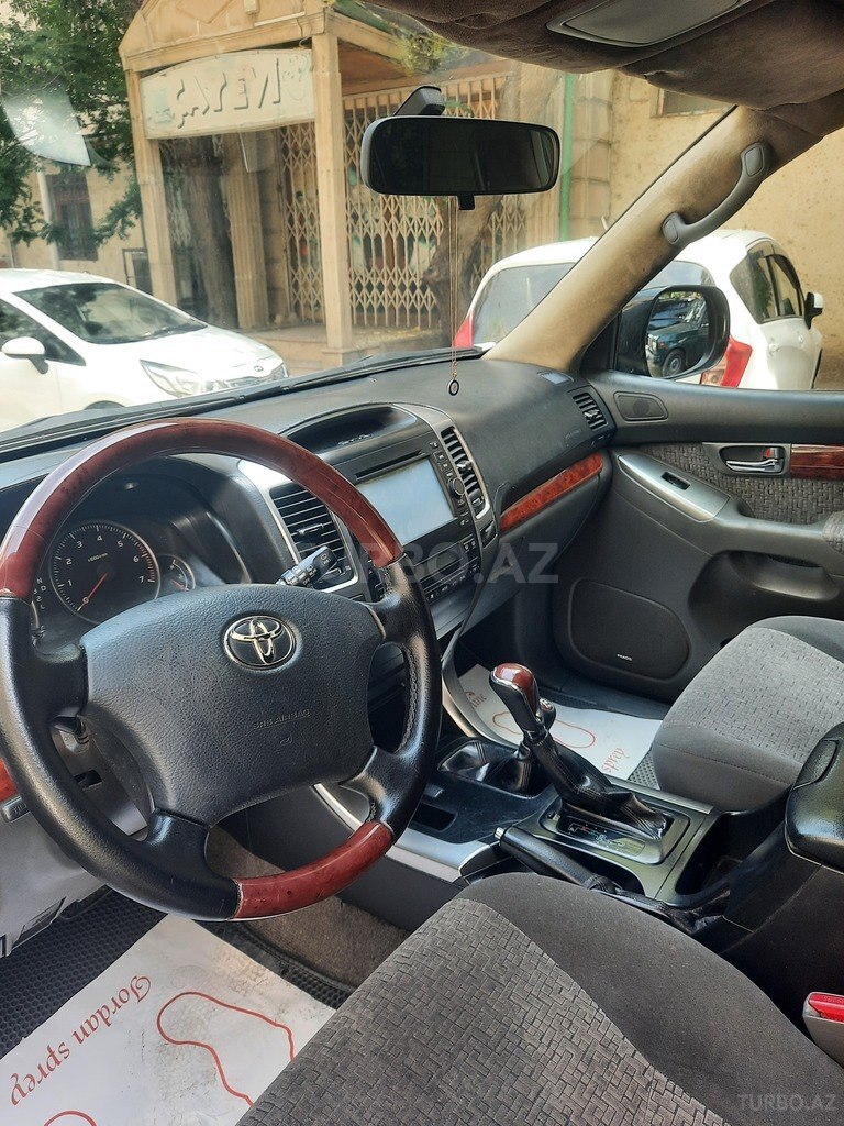 Toyota Land Cruiser Prado