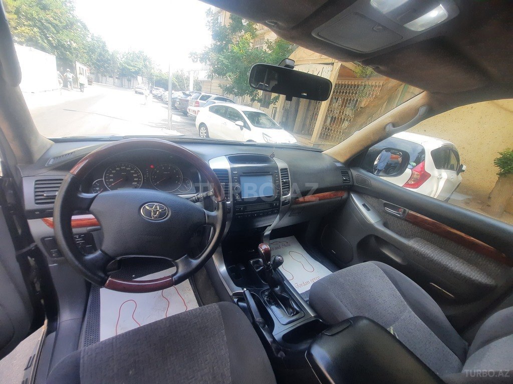 Toyota Land Cruiser Prado