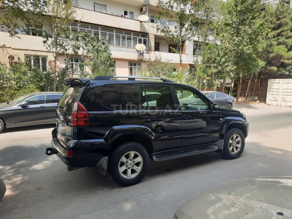Toyota Land Cruiser Prado