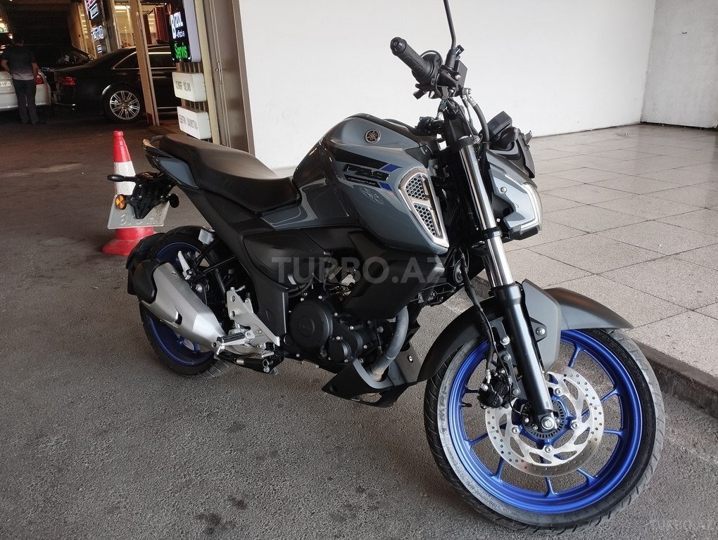 yamaha fzs fi 25