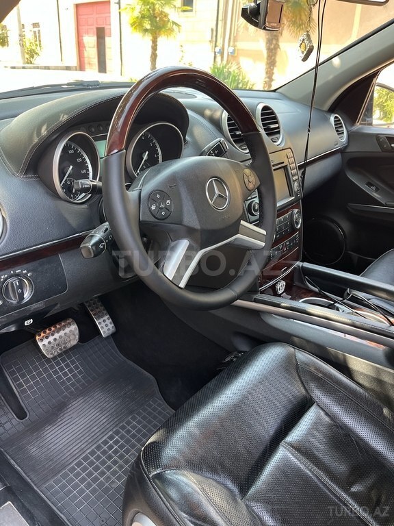 Mercedes GL 550