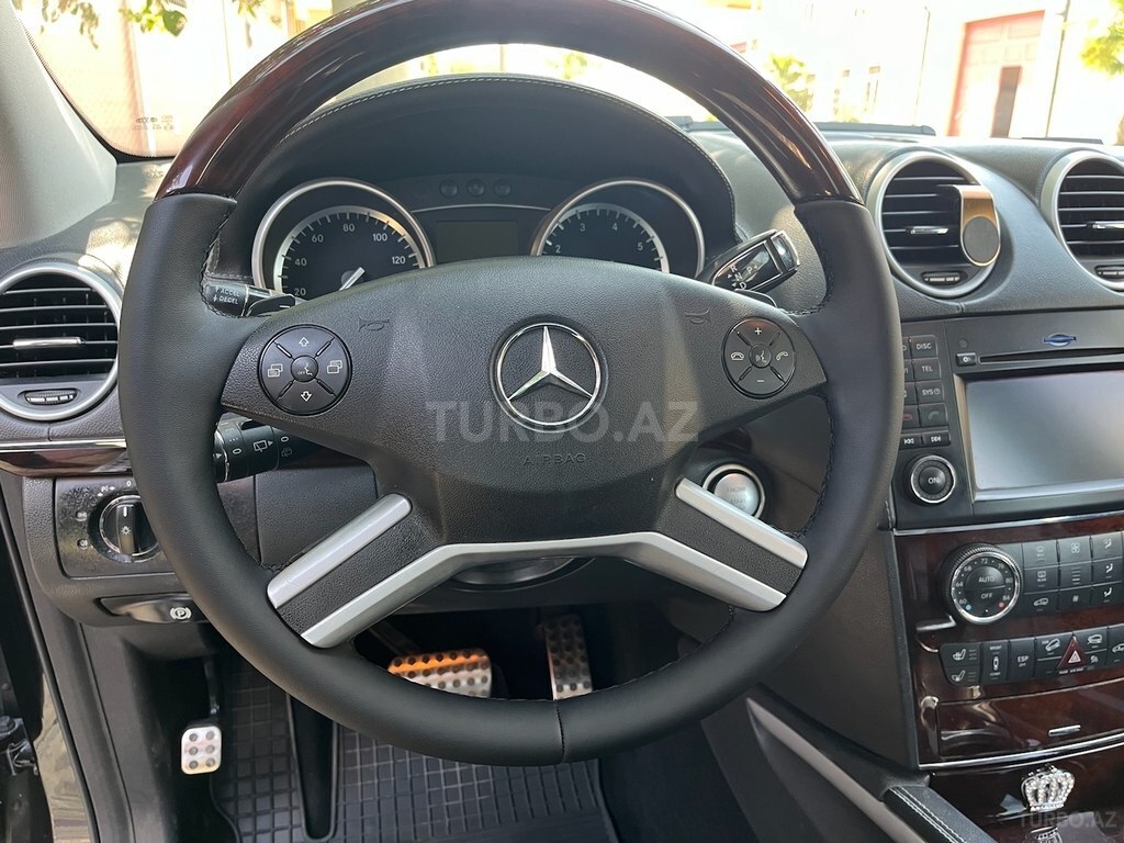 Mercedes GL 550