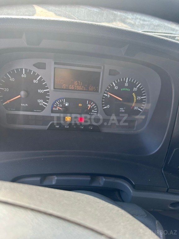 Mercedes Atego 818
