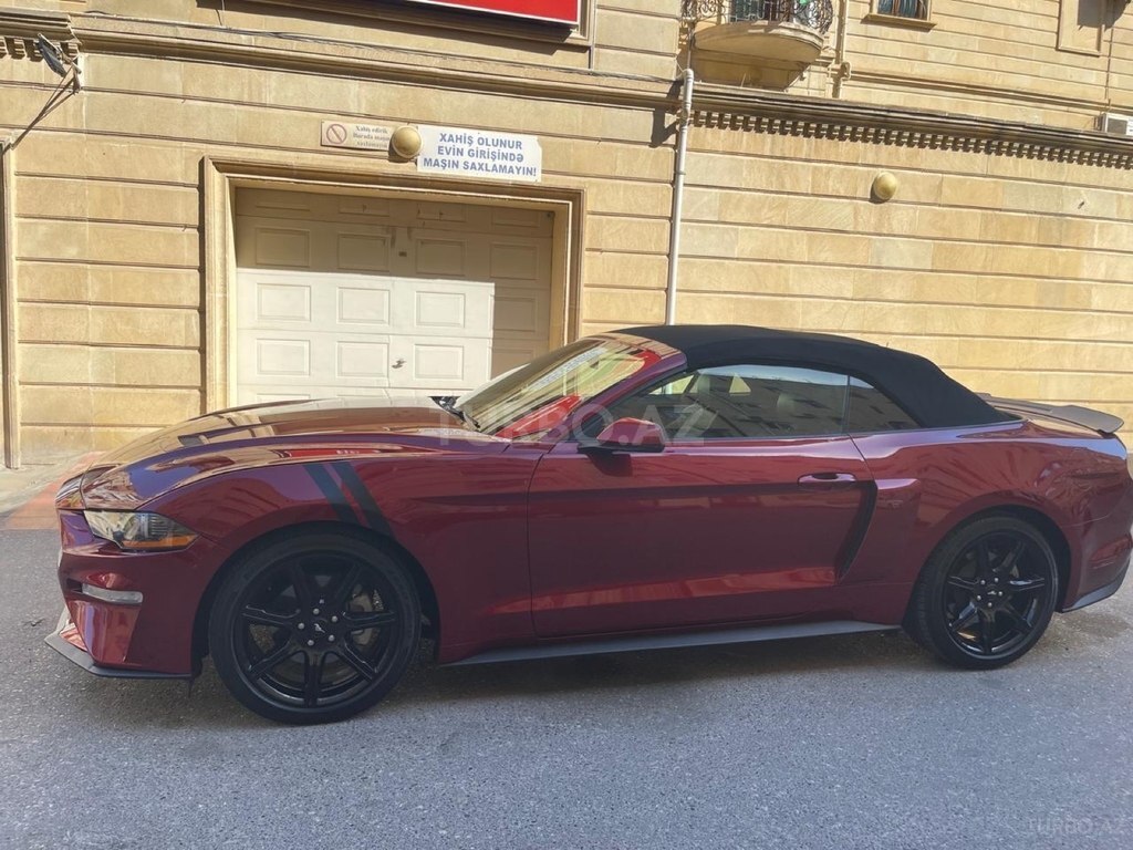 Ford Mustang