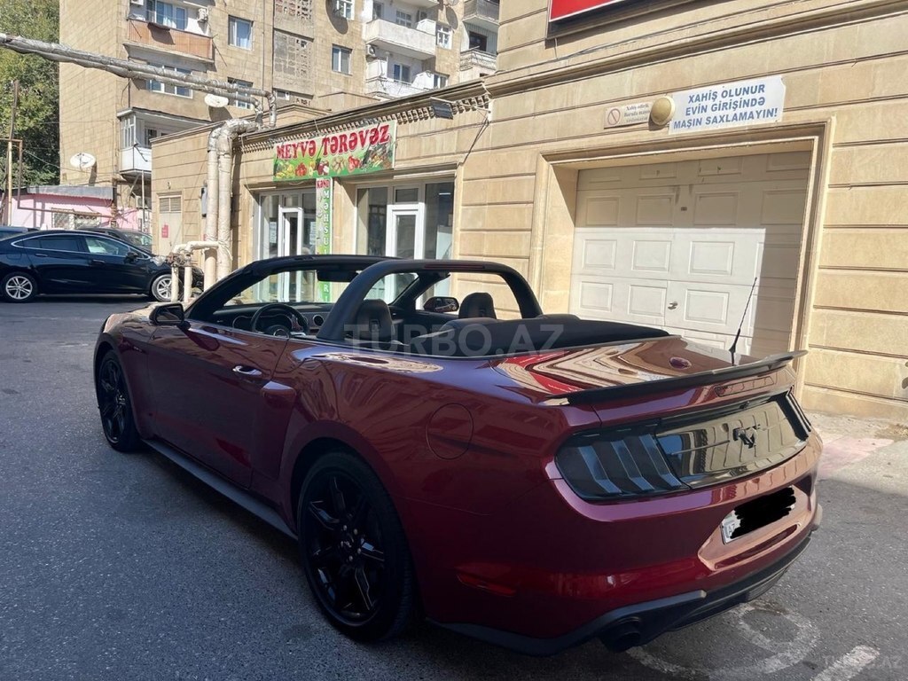 Ford Mustang