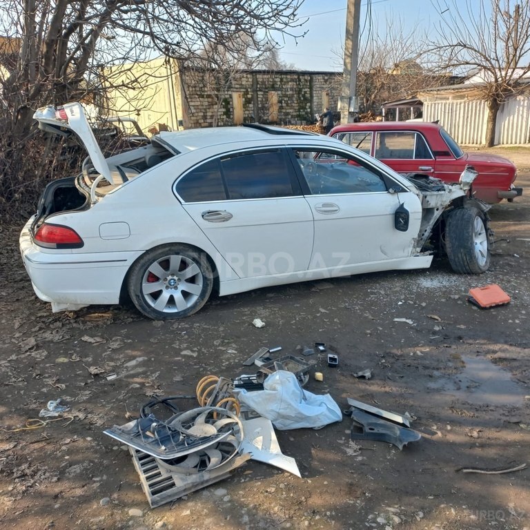 BMW 745, 4.4 L, 2002 il, 235 566 km Cəlilabad almaq - qiyməti 2 900 AZN ...
