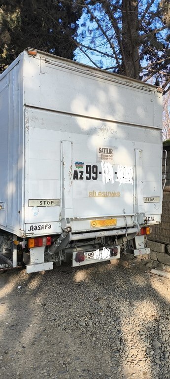 Mercedes Atego 815
