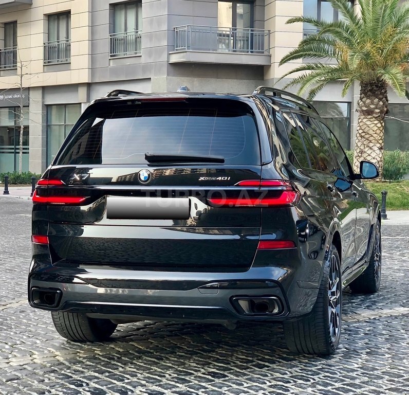 BMW X7, 3.0 L, 2023 il, 17 000 km Bakı almaq - qiyməti 115 000 USD ...