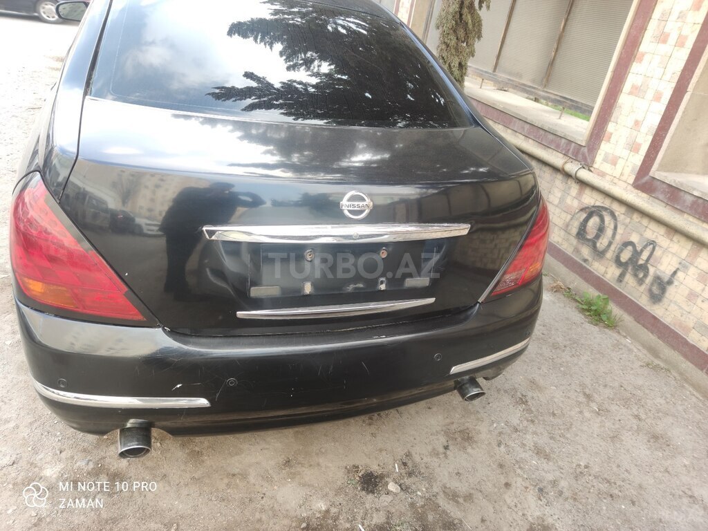 Nissan Teana