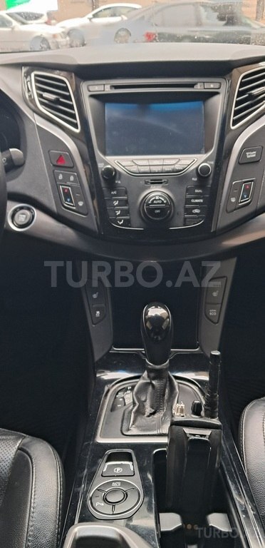 Hyundai i40, 1.7 L, 2012 il, 146 000 km Bakı almaq - qiyməti 18 000 AZN ...