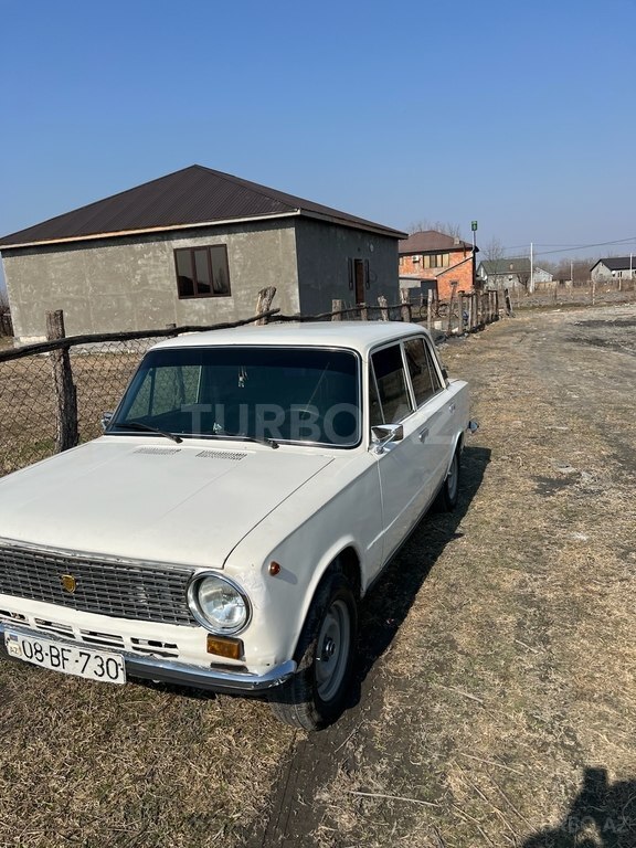 LADA (VAZ) 21011, 1.3 L, 1982 il, 94 000 km Zaqatala almaq - qiyməti 3 ...