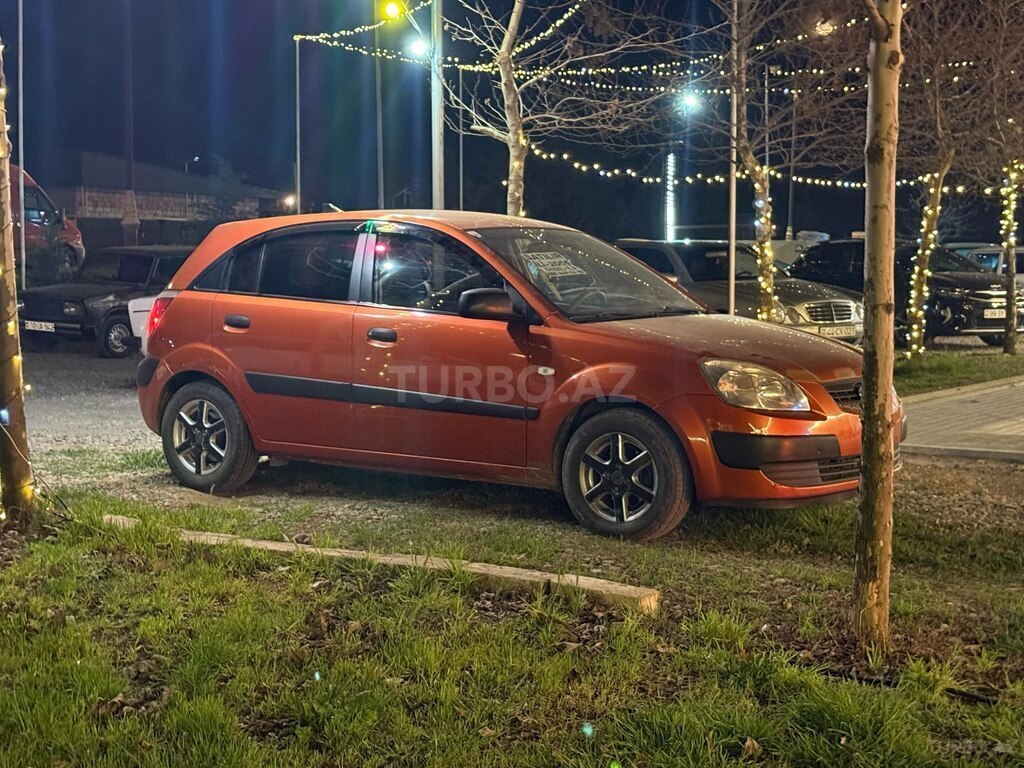 Kia Rio, 1.5 L, 2005 Il, 257 000 Km Cəlilabad Almaq - Qiyməti 9 800 Azn 