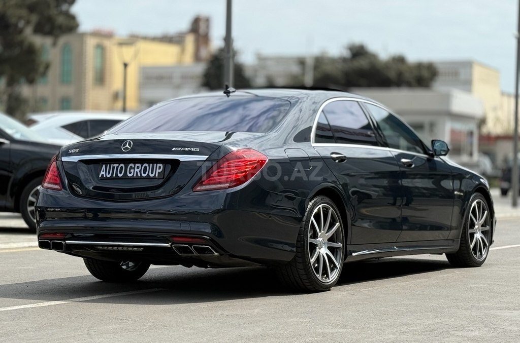 Mercedes S 500