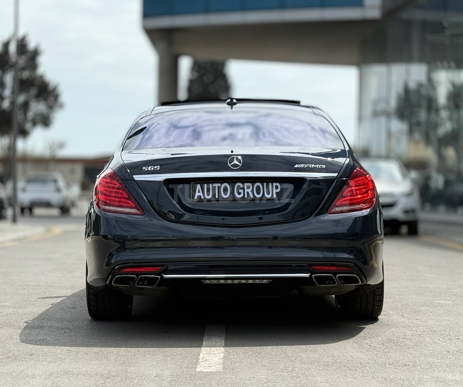 Mercedes S 500