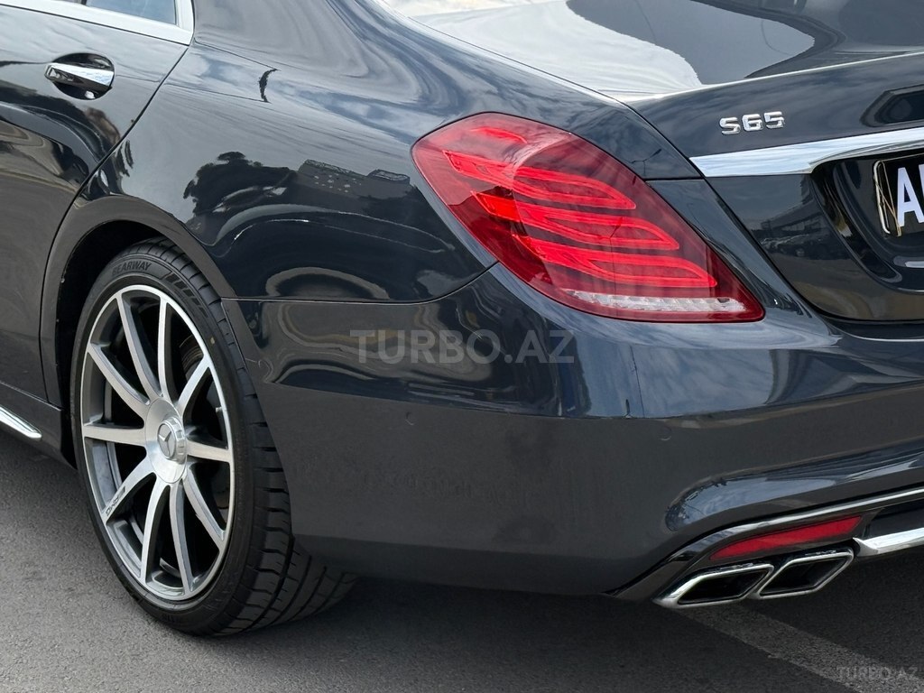 Mercedes S 500