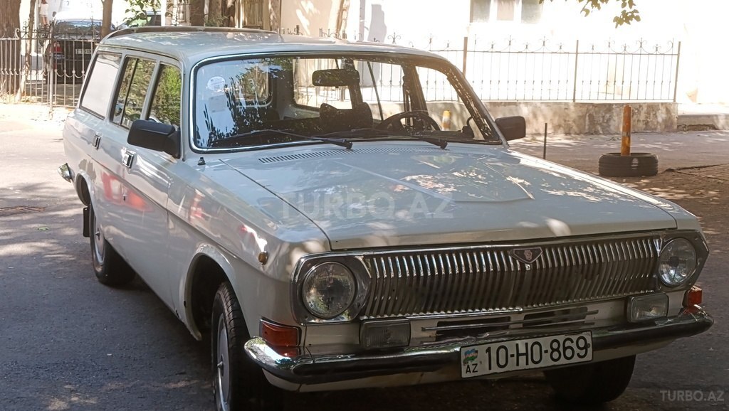 GAZ 24 "Volga"