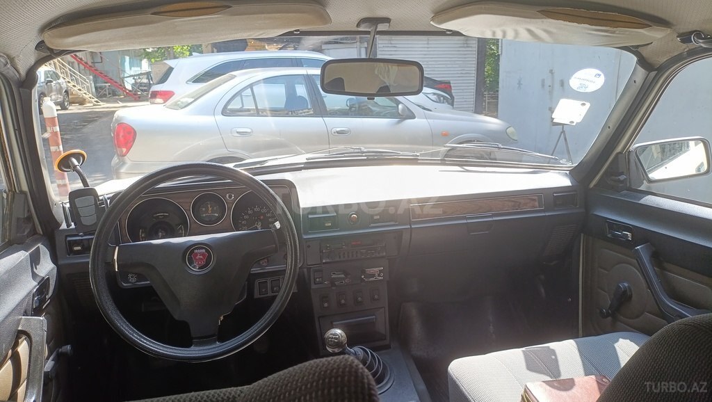 GAZ 24 "Volga"