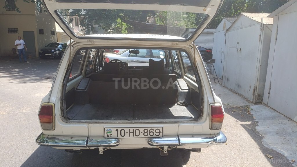 GAZ 24 "Volga"