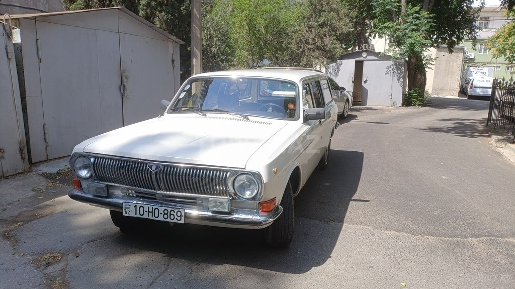 GAZ 24 "Volga"