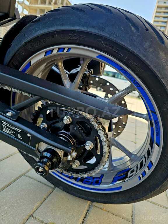 BMW F 900 XR