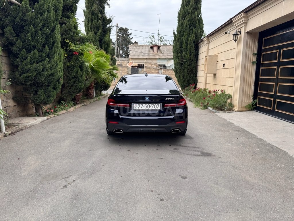 BMW 530e