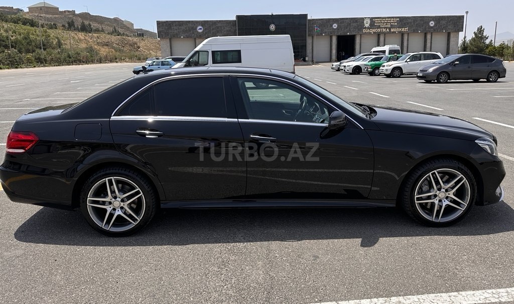 Mercedes E 400