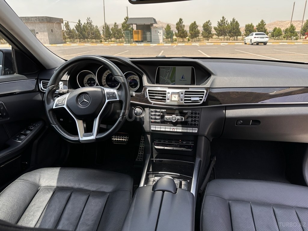 Mercedes E 400