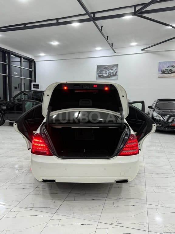 Mercedes S 500 4MATIC