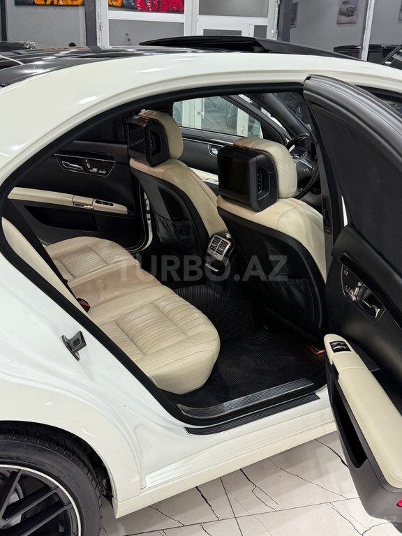 Mercedes S 500 4MATIC