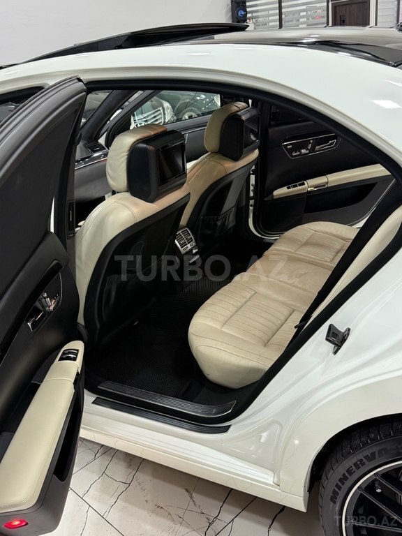 Mercedes S 500 4MATIC