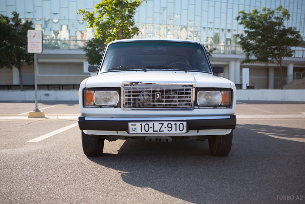 LADA (VAZ) 2107