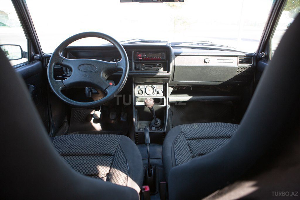 LADA (VAZ) 2107