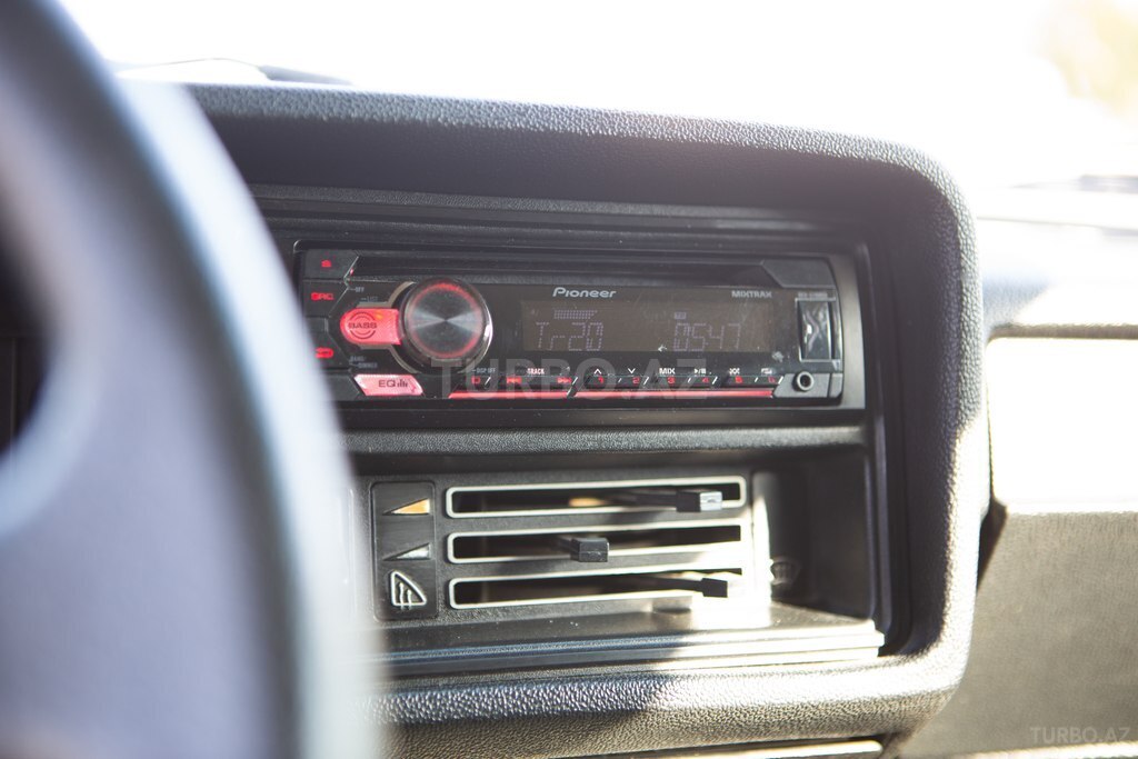 LADA (VAZ) 2107