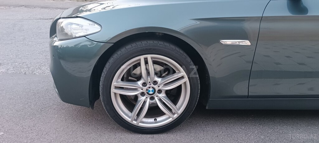 BMW 528