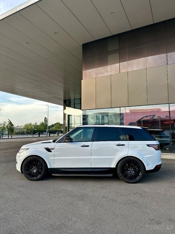 Land Rover RR Sport