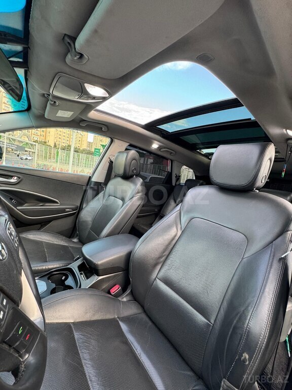 Hyundai Grand Santa Fe