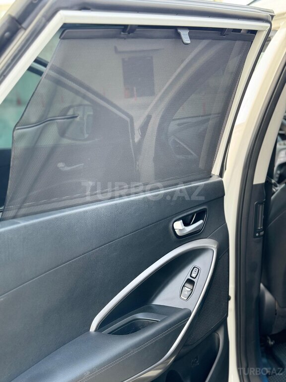 Hyundai Grand Santa Fe