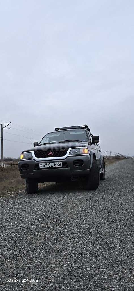 Mitsubishi Montero Sport
