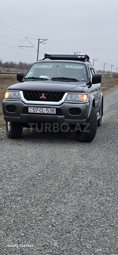 Mitsubishi Montero Sport