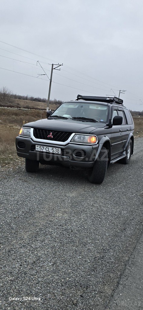 Mitsubishi Montero Sport