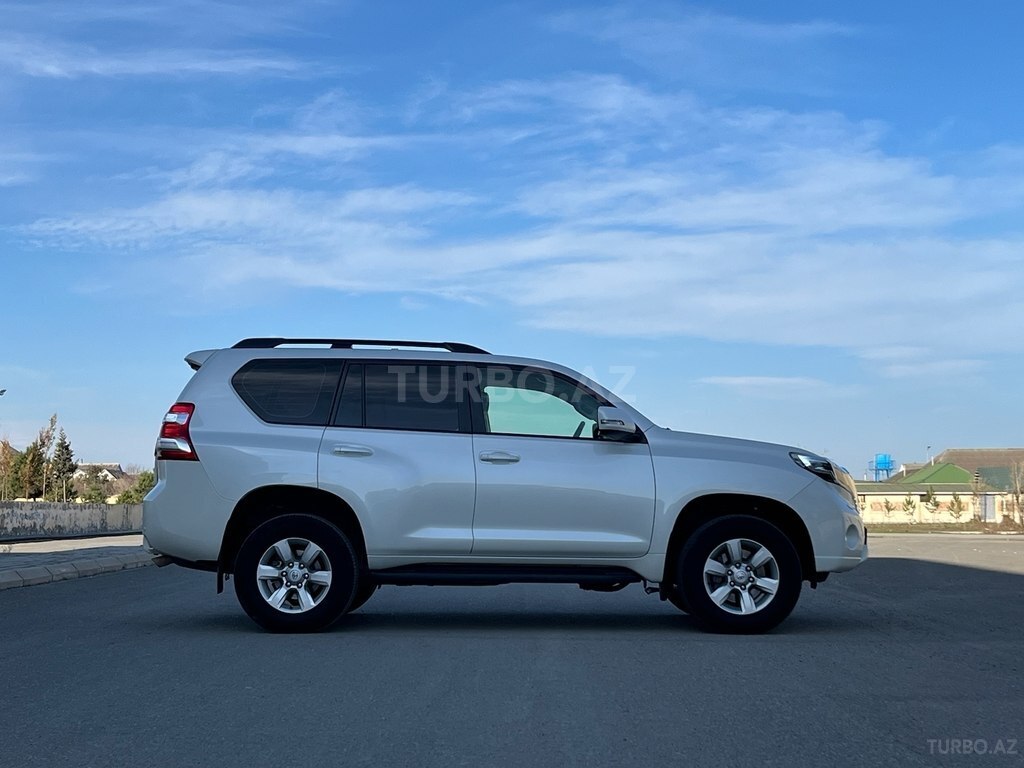 Toyota Land Cruiser Prado