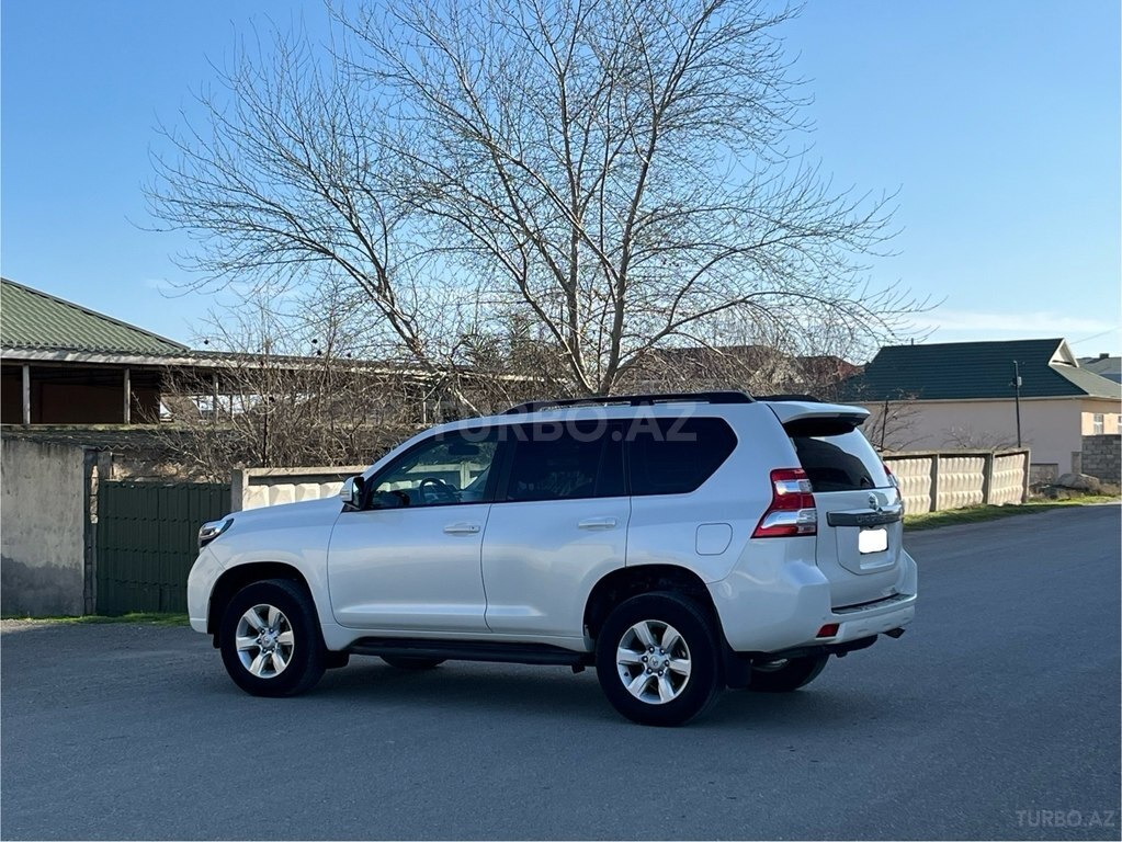 Toyota Land Cruiser Prado