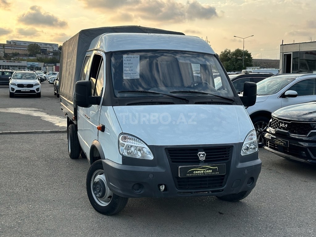GAZ Biznes 27527