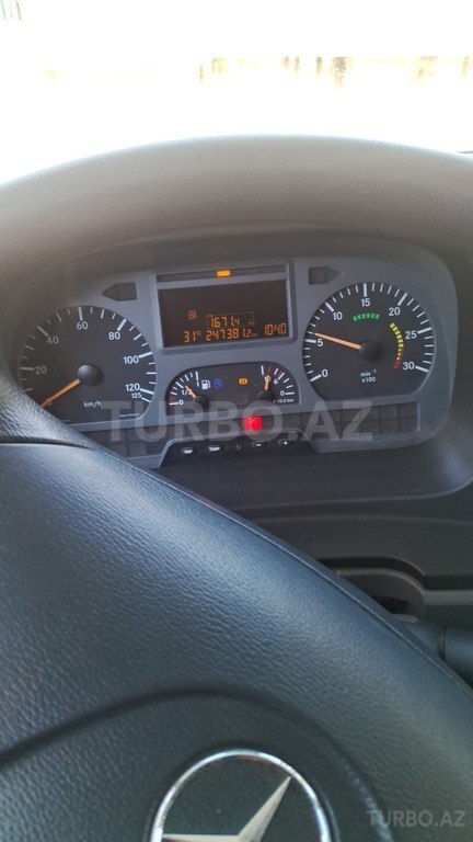 Mercedes Atego 818