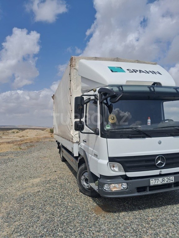 Mercedes Atego 818